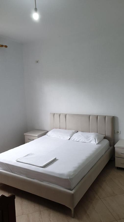 Vila Noga Borsh Exteriér fotografie